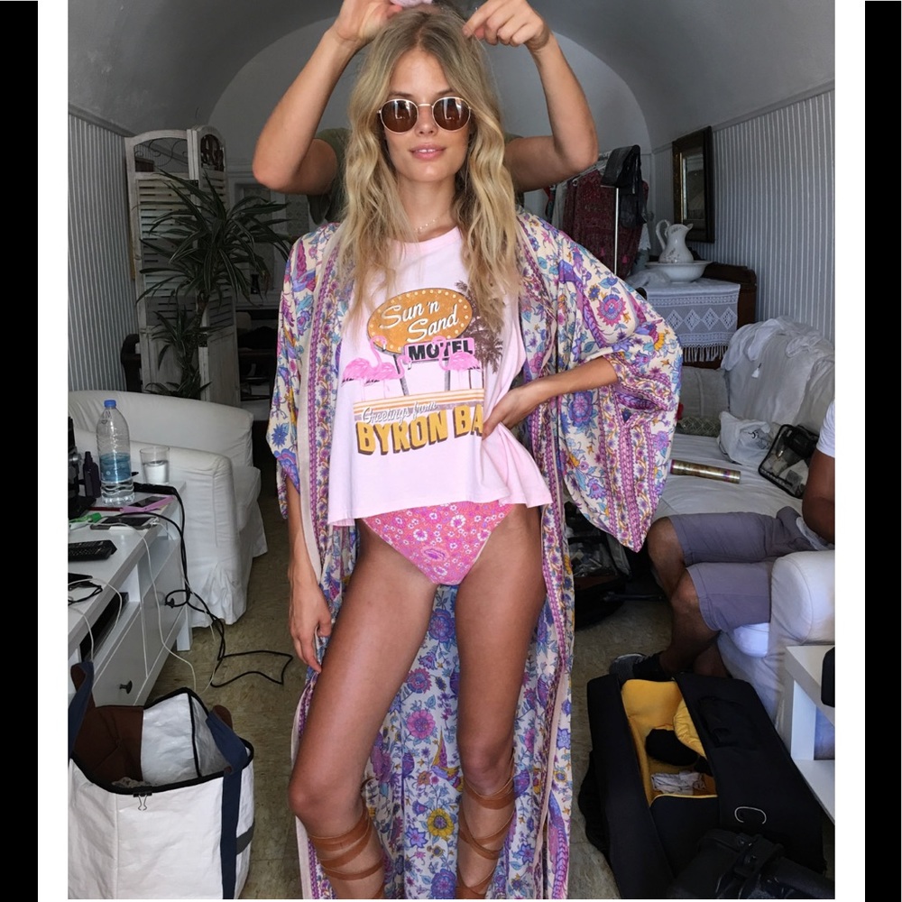 💞SOLD💞Lovebird kimono BNWT